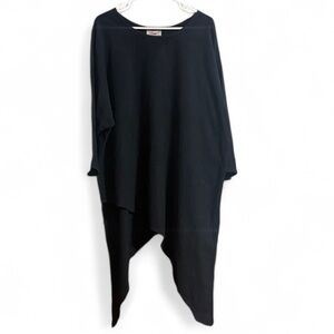 Maria De Guadalajara Free Form Flowy Linen Asymmetrical Top Size: OS